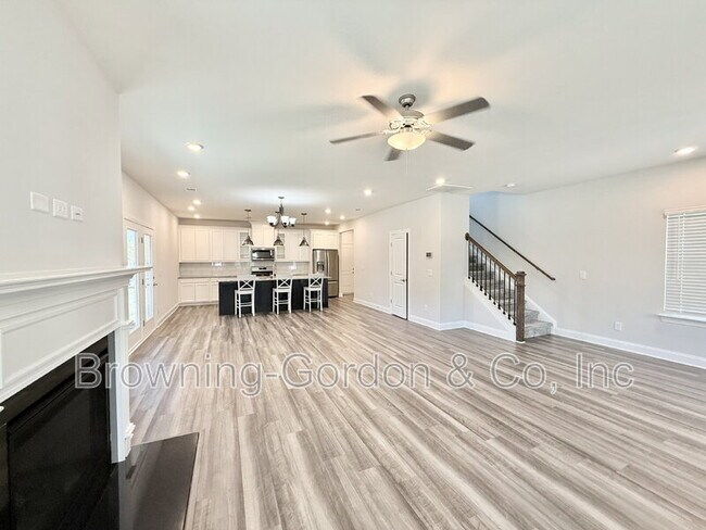 Foto del edificio - 3648 Four Leaf Wy