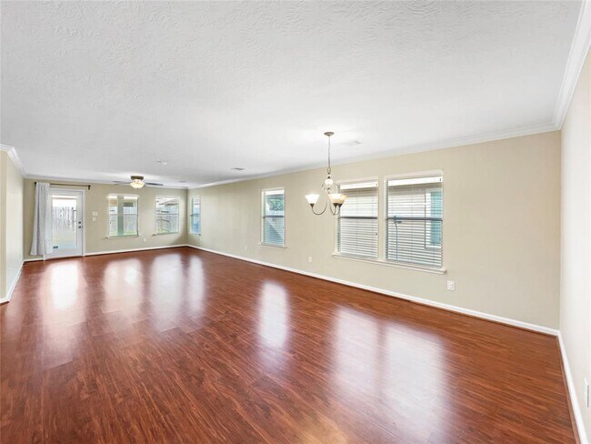Foto del edificio - 15618 Harris Canyon Ln