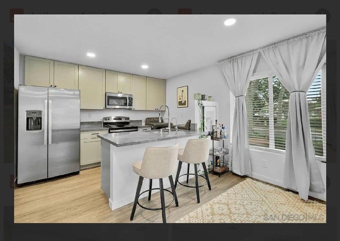 Foto principal - Beautifully Updated UTC Home with 2 Master Suites!