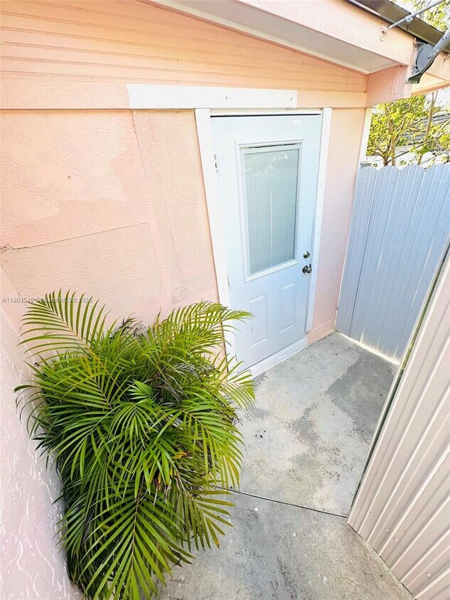 Primary Photo - 26750 SW 125th Ave