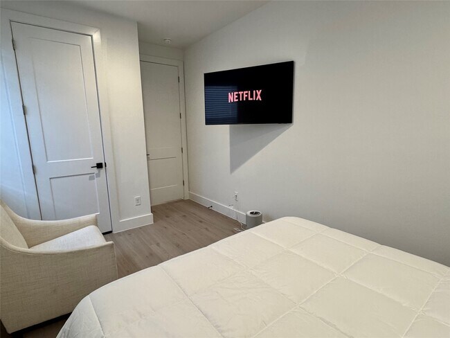 Foto del edificio - 4014 Hutchins St