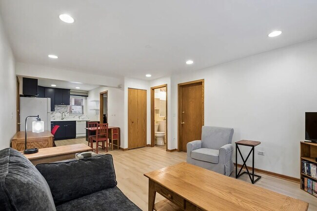 Foto del edificio - 7310 N Harlem Ave