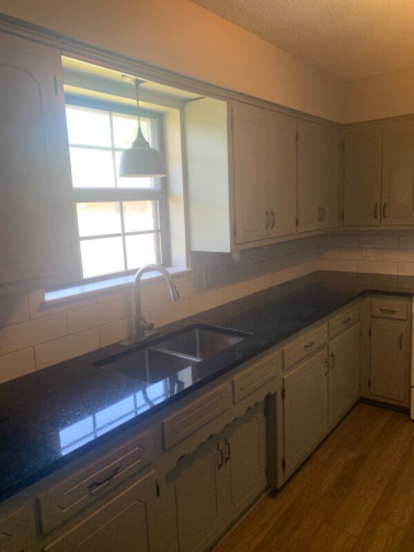 Foto del edificio - 926 S 25th St Cir