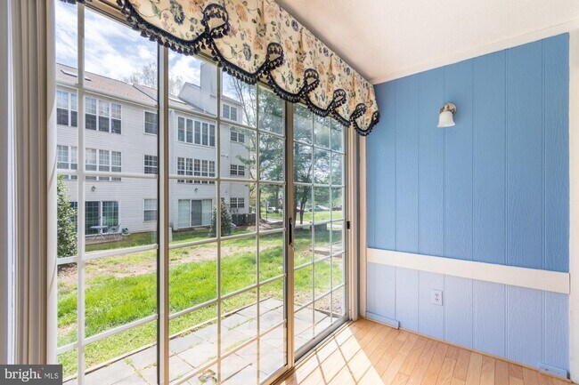 Foto del edificio - 12105 Greenwood Ct