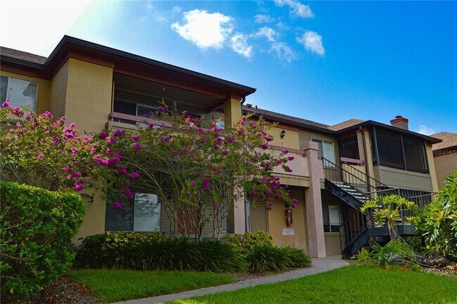 Building Photo - 10265 Gandy Blvd N