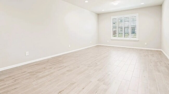 Foto del edificio - 3417 Lake District Ln