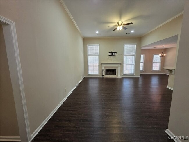 Foto del edificio - 2230 Kingsbury Dr