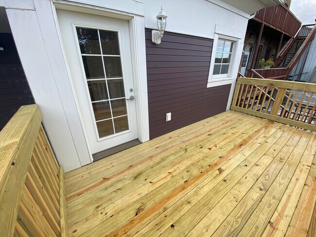 Cubierta - 214 S Minnesota Ave