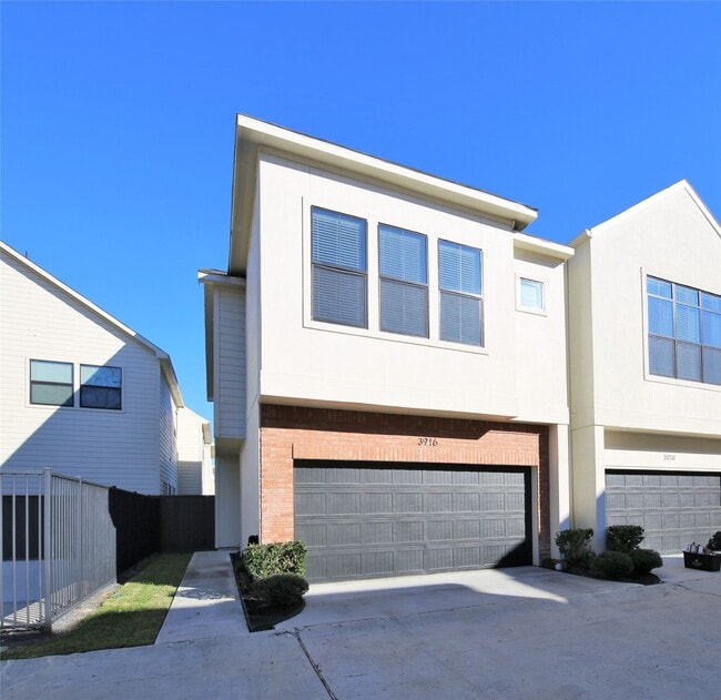 Foto del edificio - 3916 Tulane Oak Dr