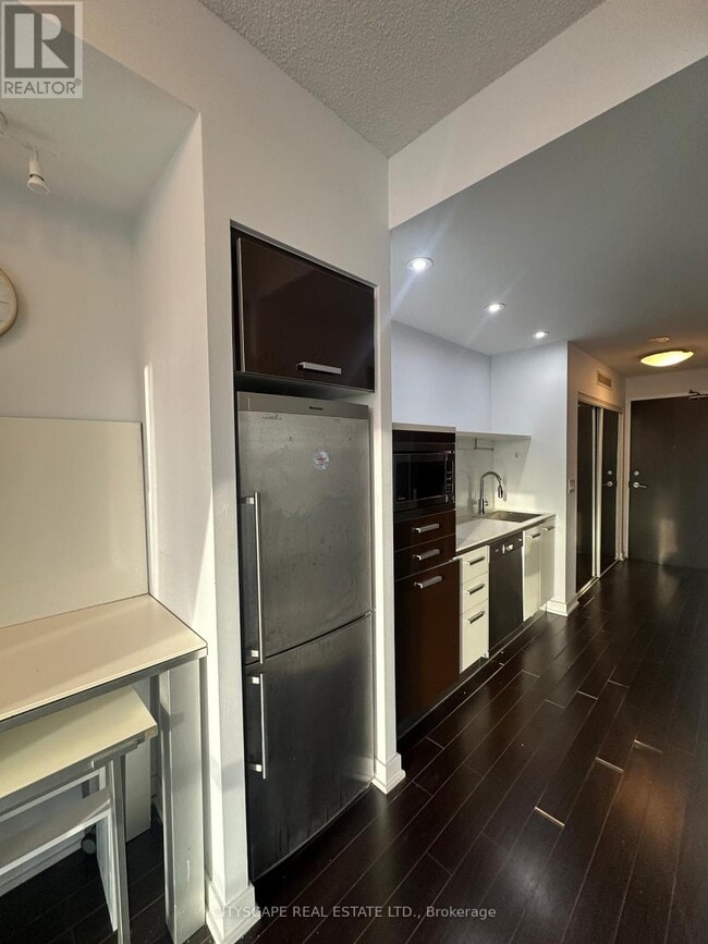 Building Photo - 38 Dan Leckie Way