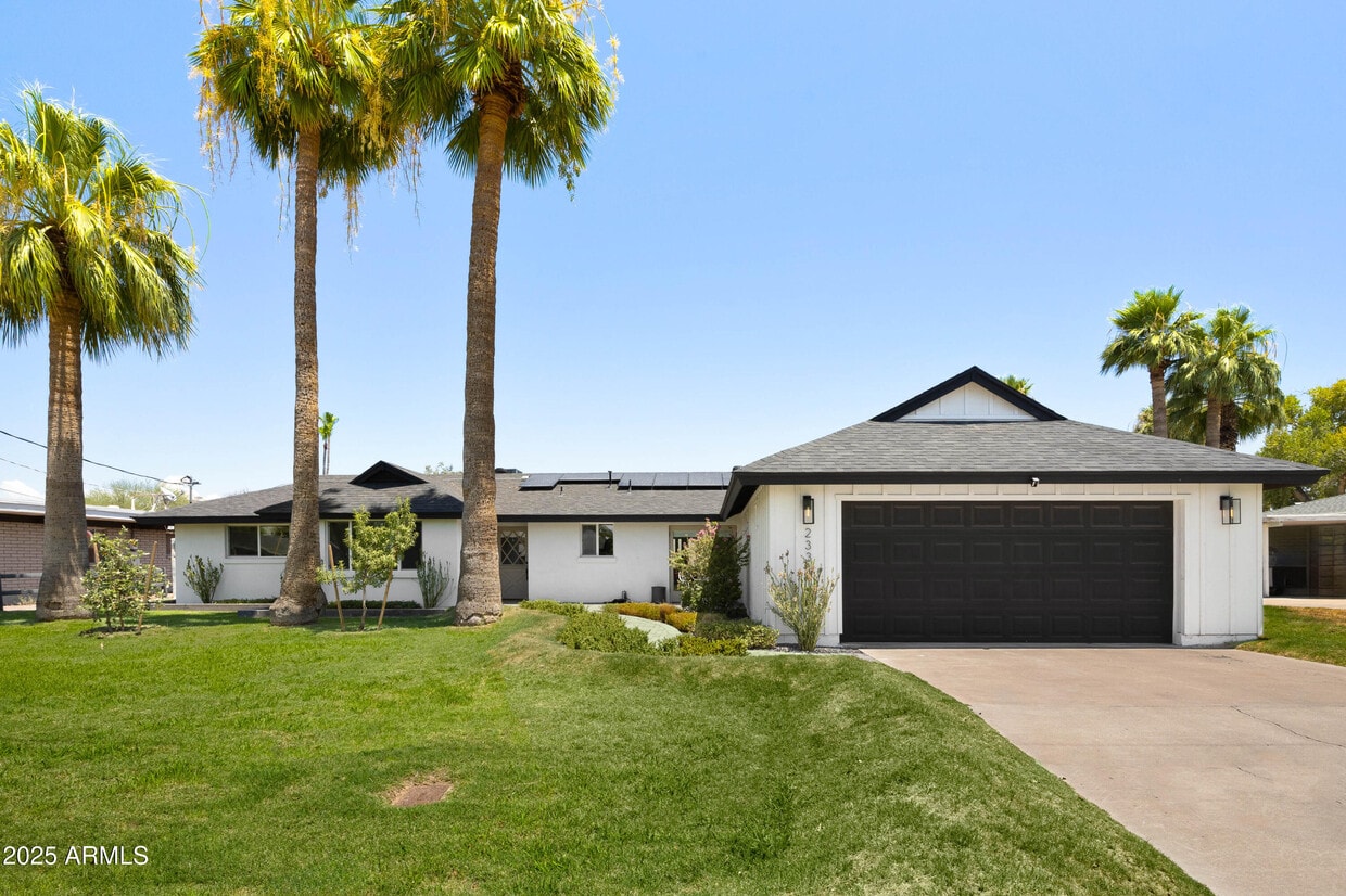 Foto principal - 2331 N 53rd St