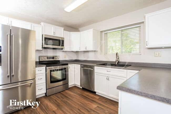 Foto del edificio - 1088 Heritage Trce