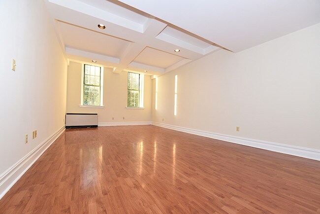 Building Photo - 4502 Ditmars Blvd