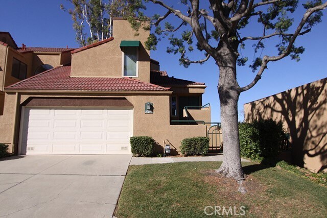 Building Photo - 3005 La Paz Ln