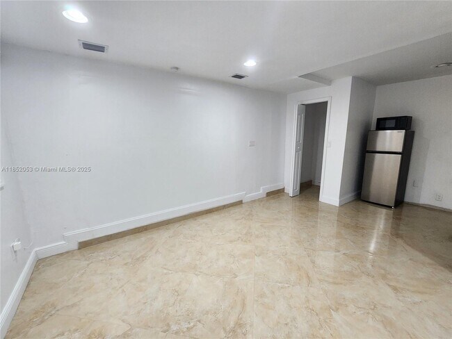 Foto del edificio - 10500 SW 200th Terrace