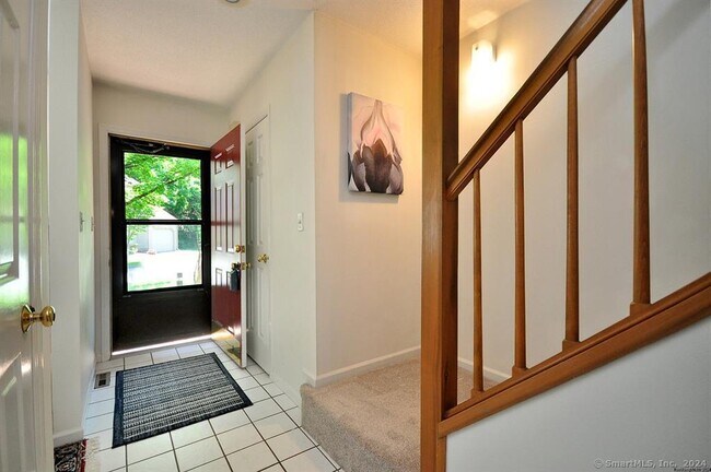 Building Photo - 1 Wilton Ct