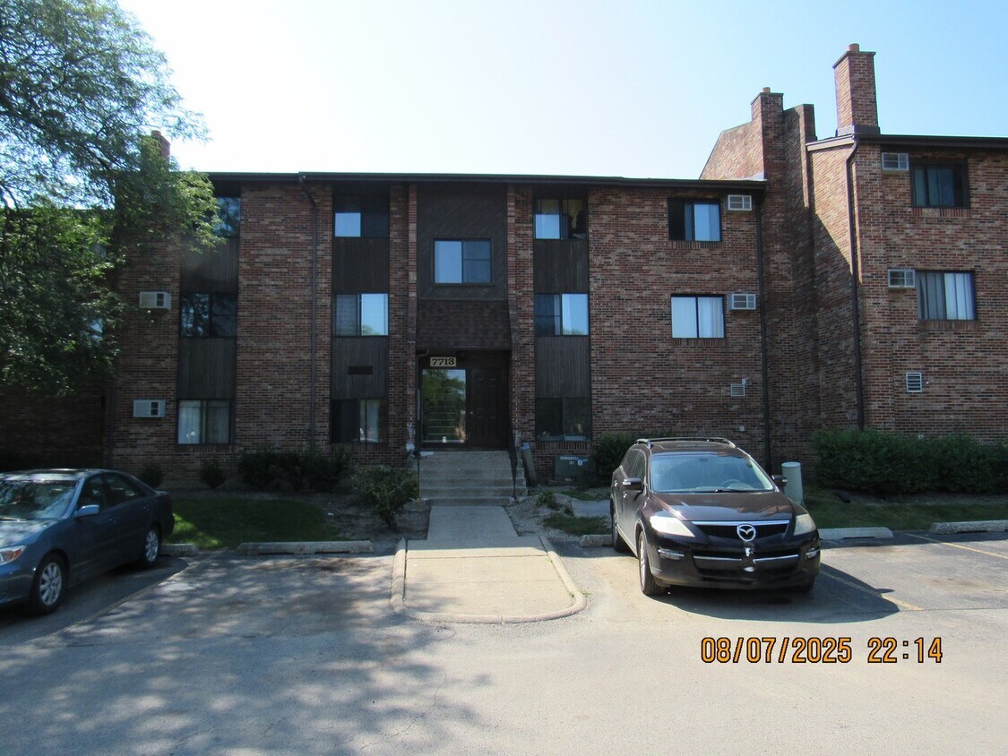 Foto principal - 7713 Woodward Ave