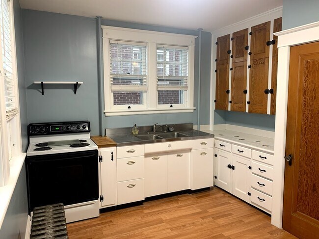 Foto del edificio - 2035 Ferry St