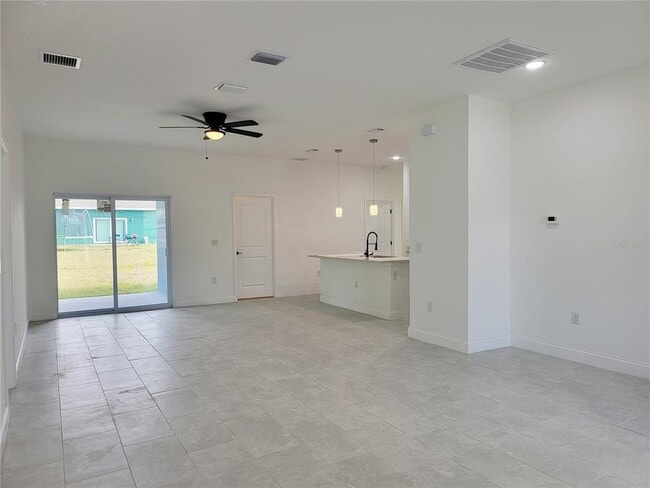 Foto del edificio - 421 Tonklin Rd SW