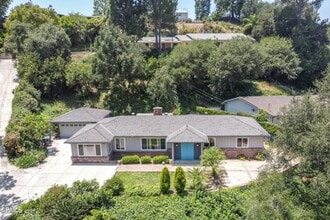 Building Photo - 1290 Clubhouse Dr