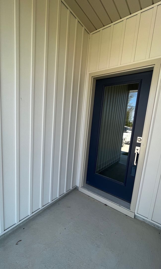 Building Photo - Beautiful NEW CONSTRUCTION 3-bedroom 2 bat...