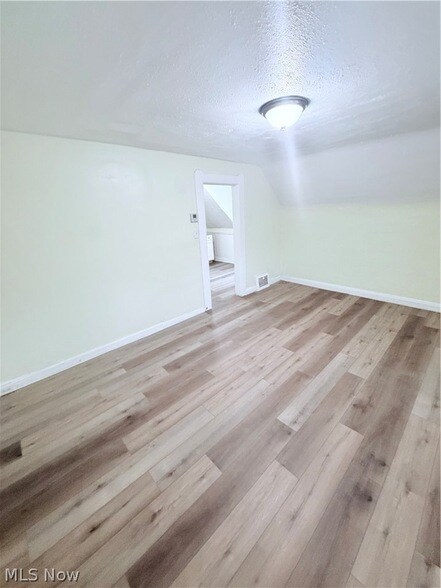 Foto del edificio - 2219 W 103rd St
