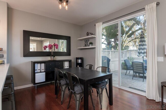 Foto del edificio - 9739 W Canyon Terrace