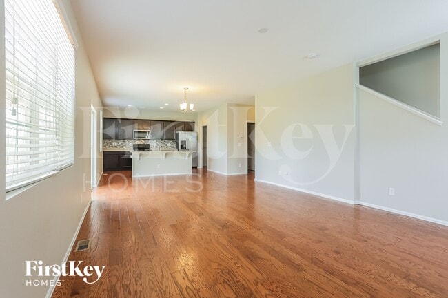 Building Photo - 6463 N Ensenada Ct