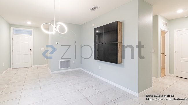 Building Photo - 3945 Angola Ln