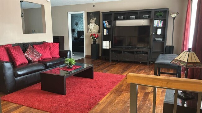 Foto del edificio - 1402 SW 25th Ave