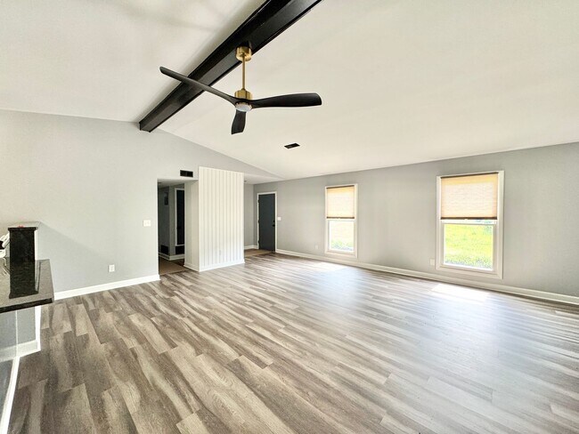 Foto del edificio - 3BD/2BA home in Holden Farms!