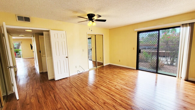 Foto del edificio - 3155 Ramon Rd