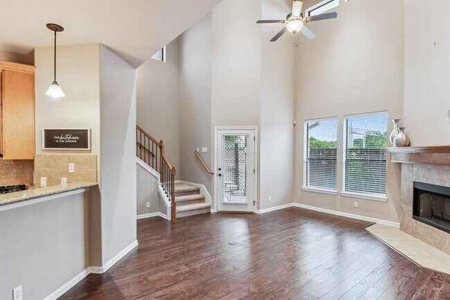 Foto del edificio - 13900 Ashton Woods Cir