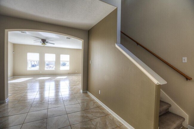 Building Photo - 3526 Cactus Creek Dr