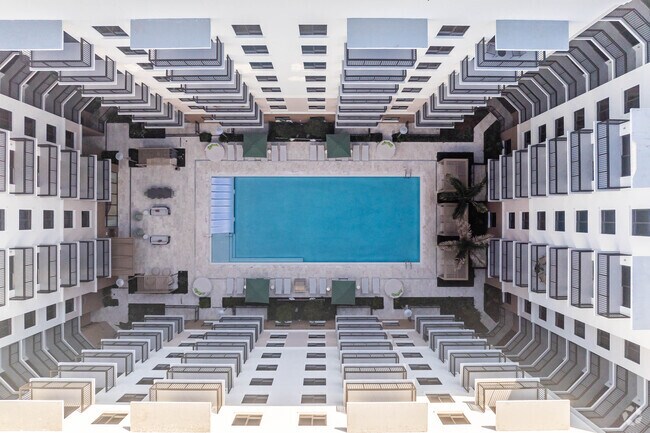 Foto del edificio - Academical Village Apartments