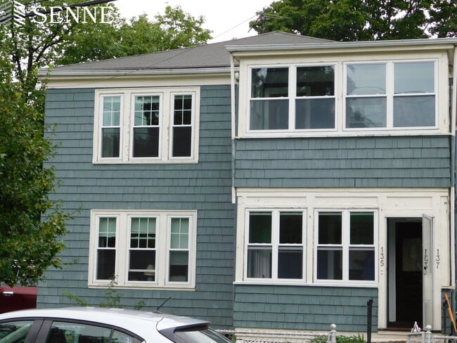 Building Photo - 137 Fayerweather St