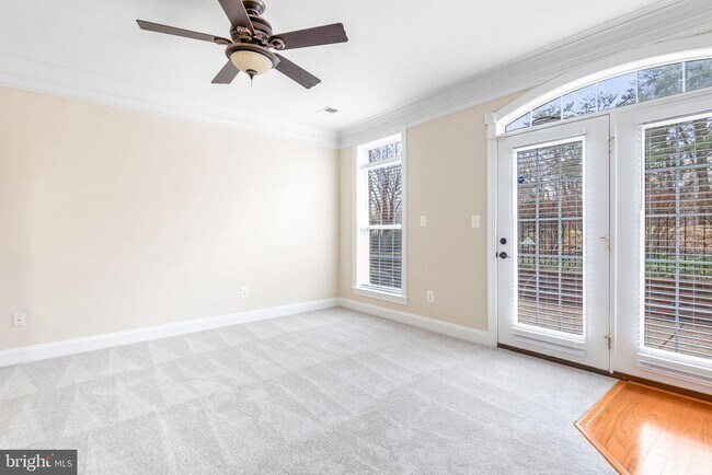 Foto del edificio - 14869 Cloverdale Rd