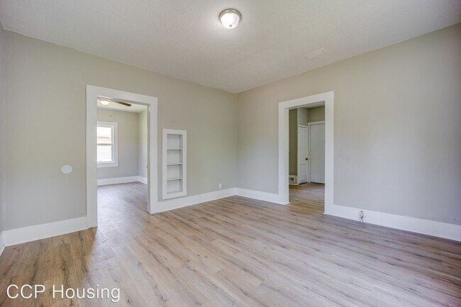 Building Photo - 2 br, 1 bath House - 5109 South 24th Street