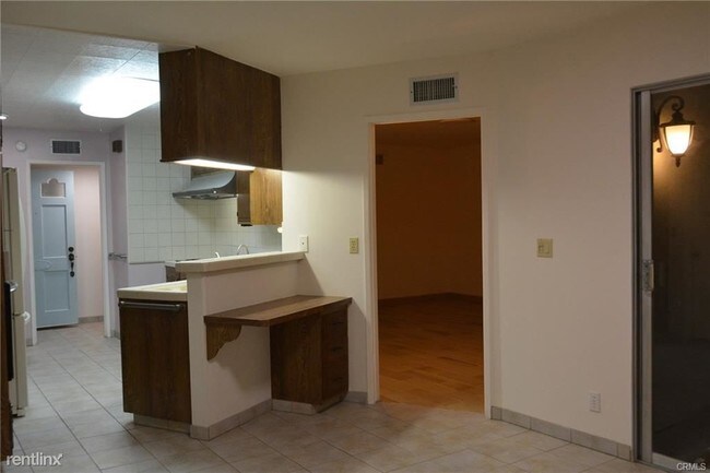 Building Photo - 3 br, 2 bath House - 1435 Cranmer Dr
