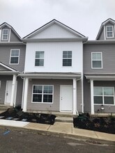 Building Photo - 413 Carol Dr