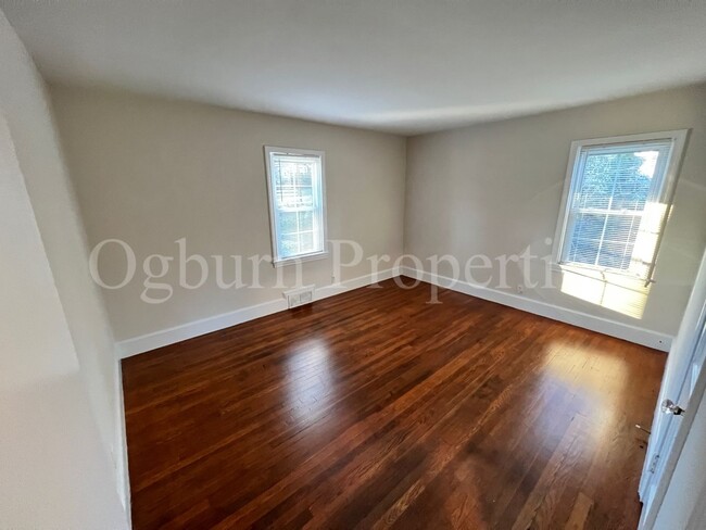 Building Photo - 2209 S. Broad St-3BR/2BA-Washington Park H...