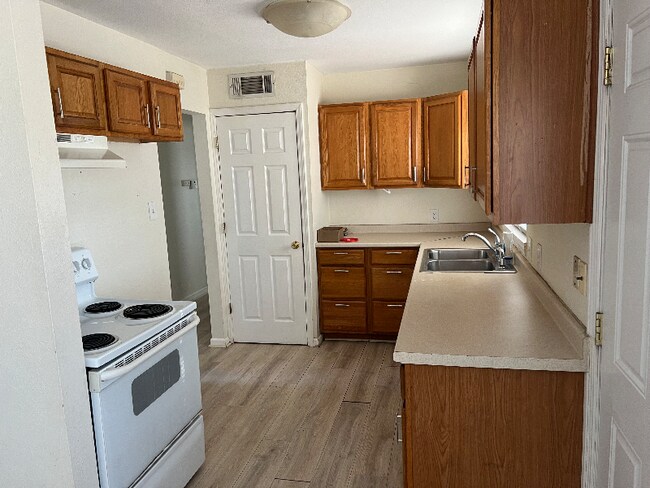 Foto del edificio - 2026 Colorado Ave