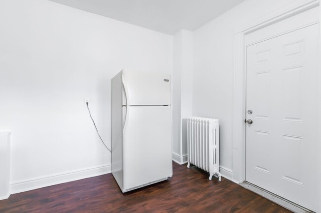 Building Photo - 1021 Lehman St