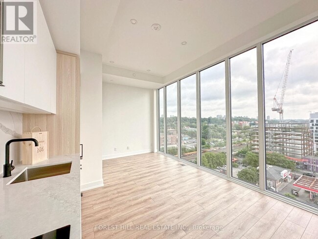 Photo du bâtiment - 500 Dupont St