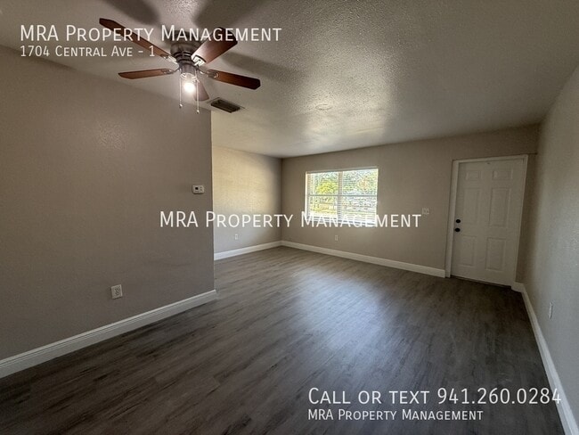 Building Photo - 1704 Central Ave