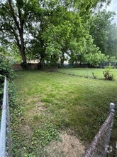 Building Photo - 212 Becker Dr