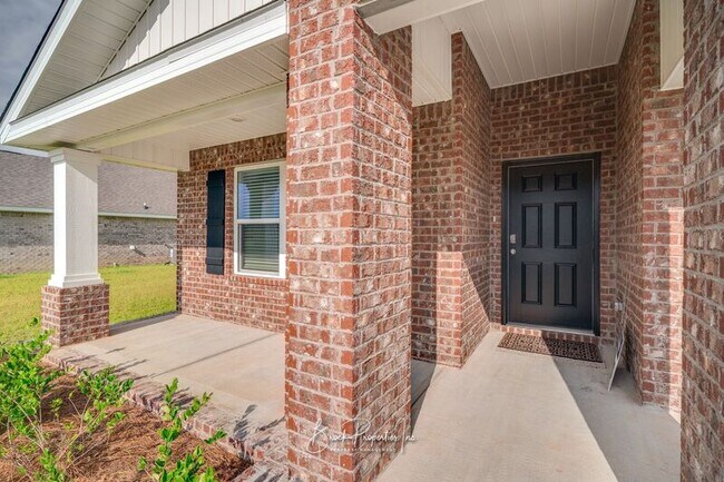 Building Photo - 5571 Hebron Rd