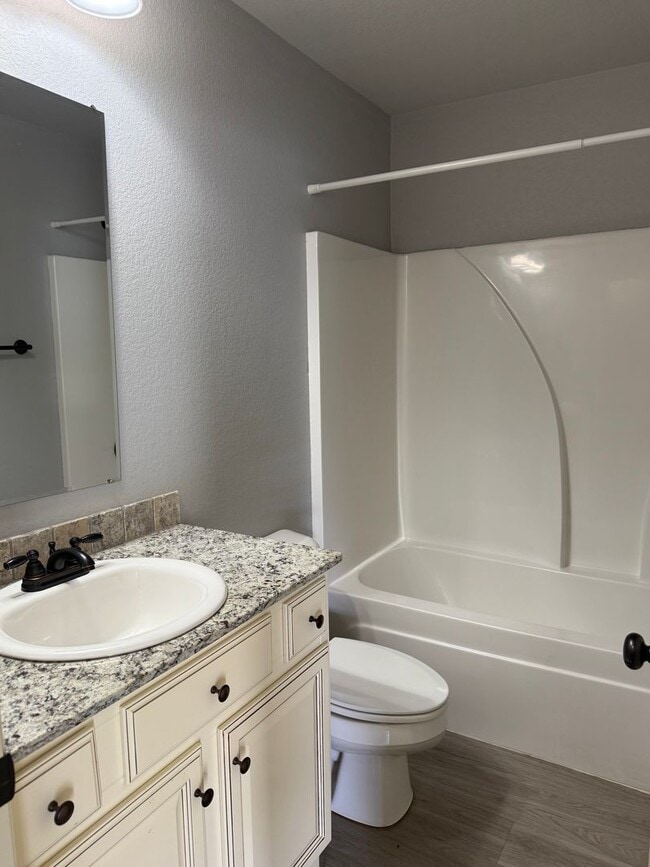 Building Photo - Hatcher-1118 (AG*)