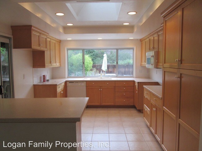 Building Photo - 4 br, 3 bath House - 10684 Brookview Lane