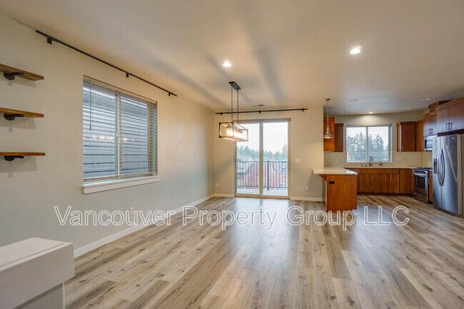 Foto del edificio - 13010 NE 24th Cir